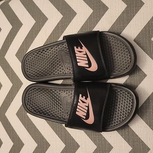 Nike slides size 9 women